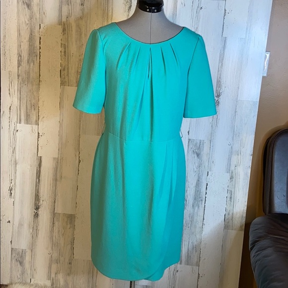 Tahari Dresses & Skirts - Tahari dress size 12